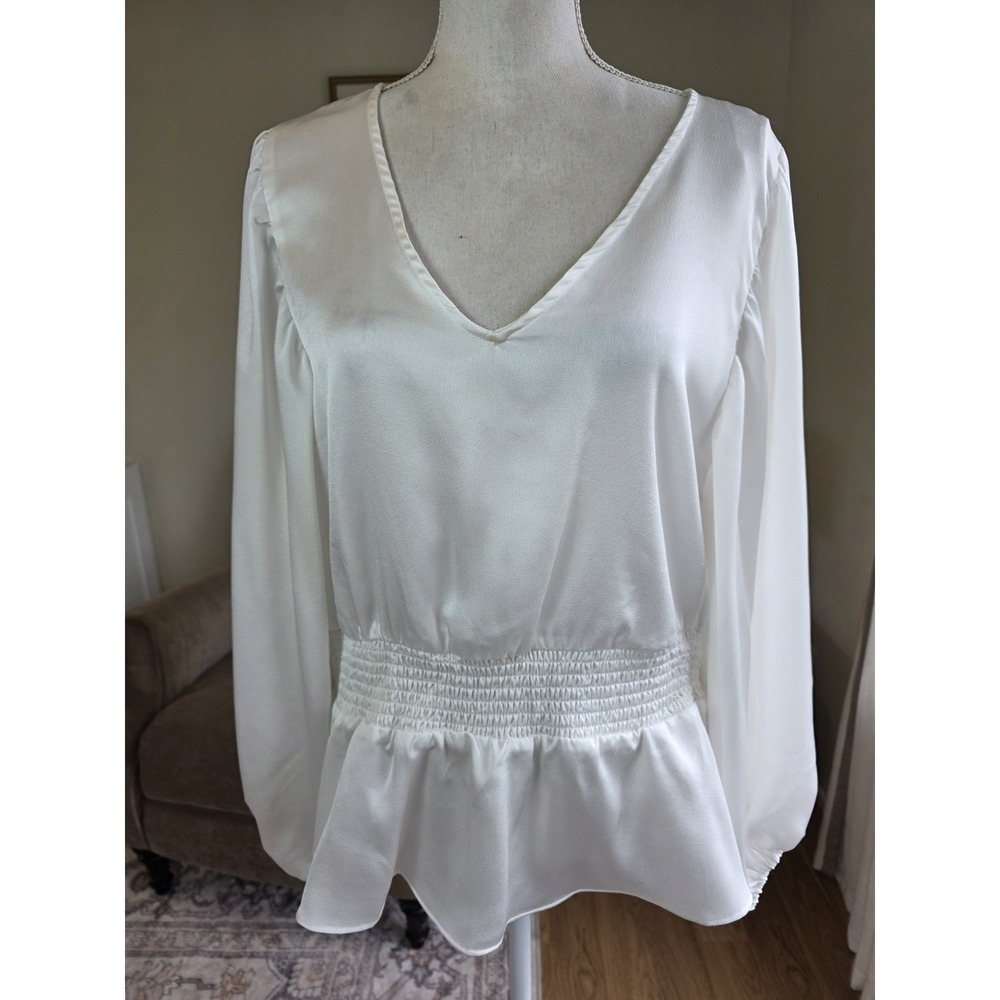 Chaus Peplum Top Size XL White Career Blouse Long Sleeve Satin V Neck